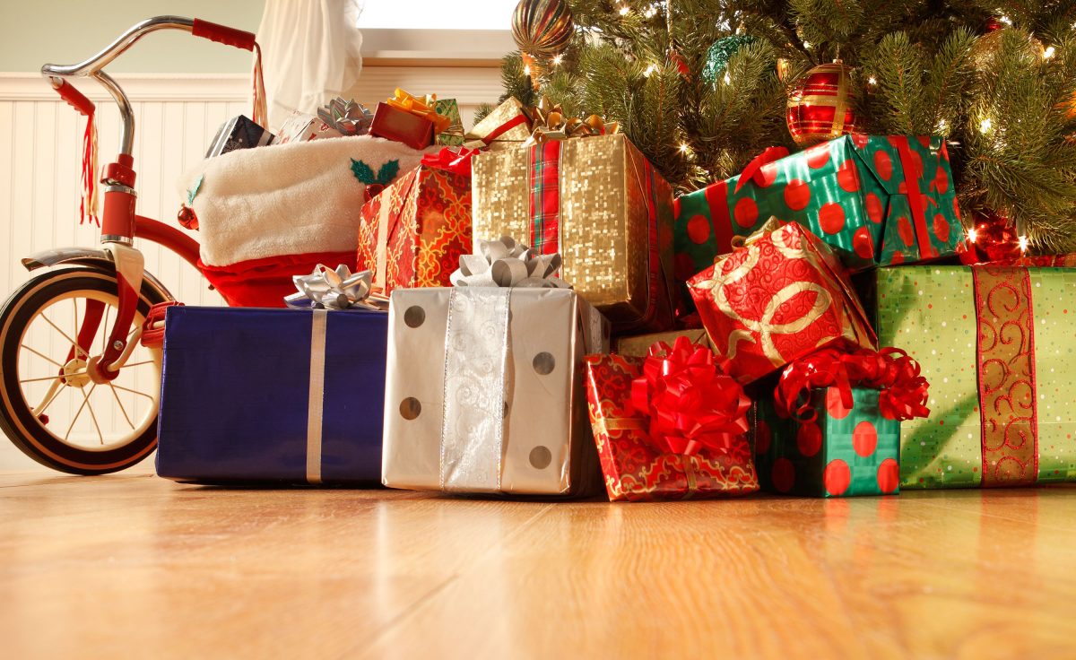 1508492811-christmas-presents-under-tree