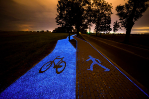 Poland Unveils Glow-In-The-Dark Bicycle Path That Is Charged By The Sun